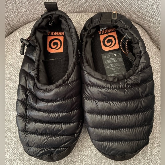 BREKKA-Puffy Slipper, Unisex size medium - Picture 1 of 5